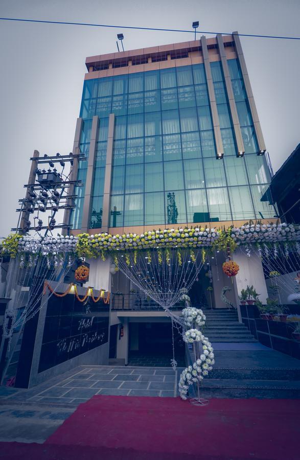 Hotel Welkin Residency Tezpur Exterior foto